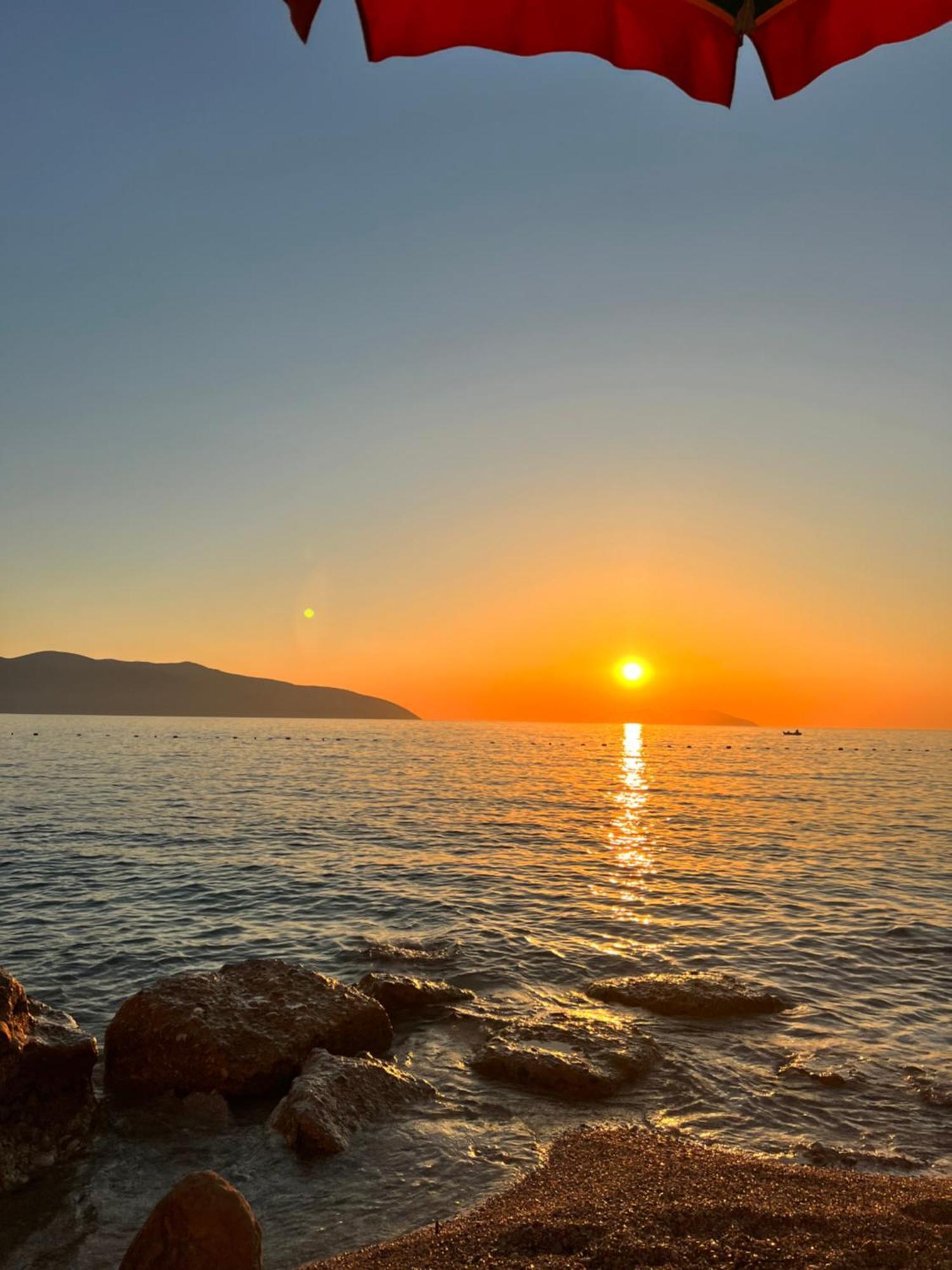 Hotel Kristera Vlore Exterior photo