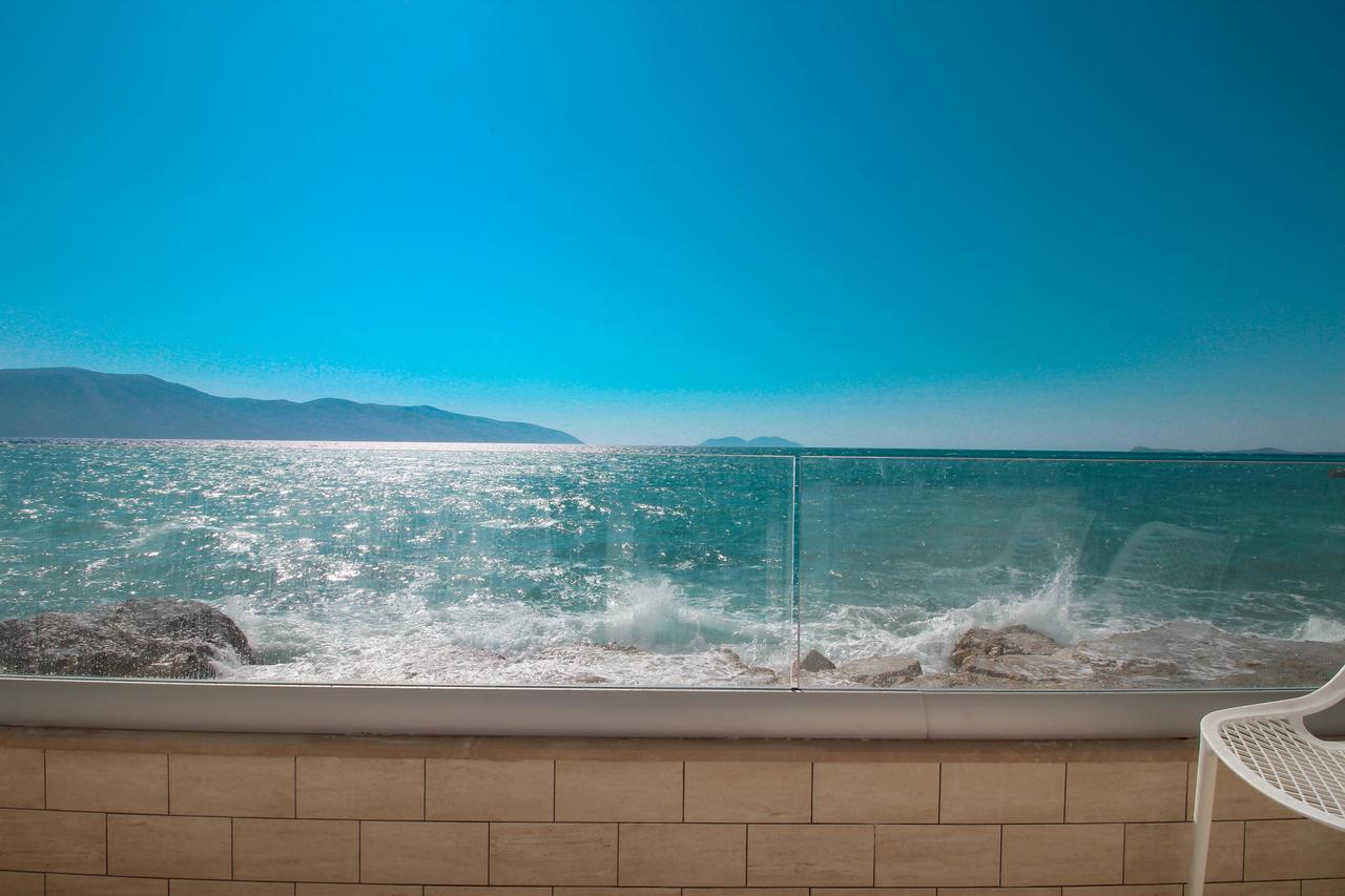 Hotel Kristera Vlore Exterior photo
