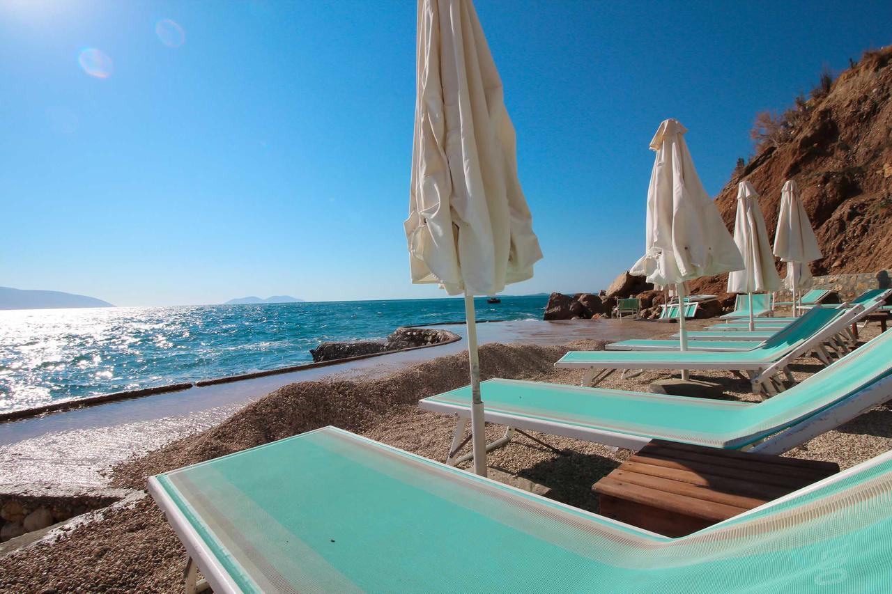 Hotel Kristera Vlore Exterior photo